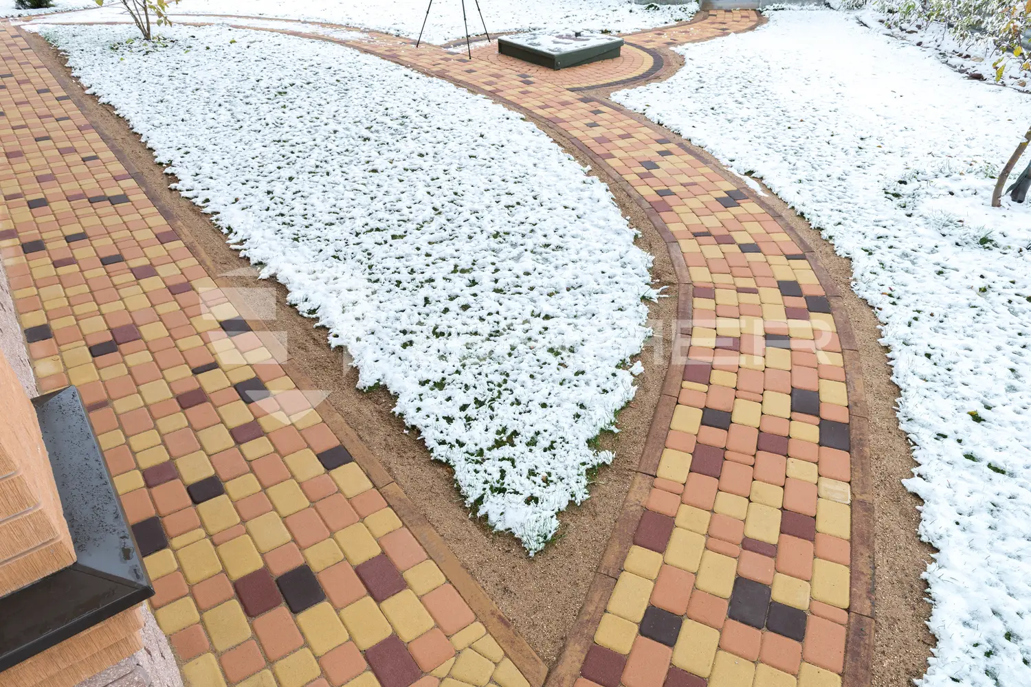 trotuarnaya-plitka-klassiko-kora-3-