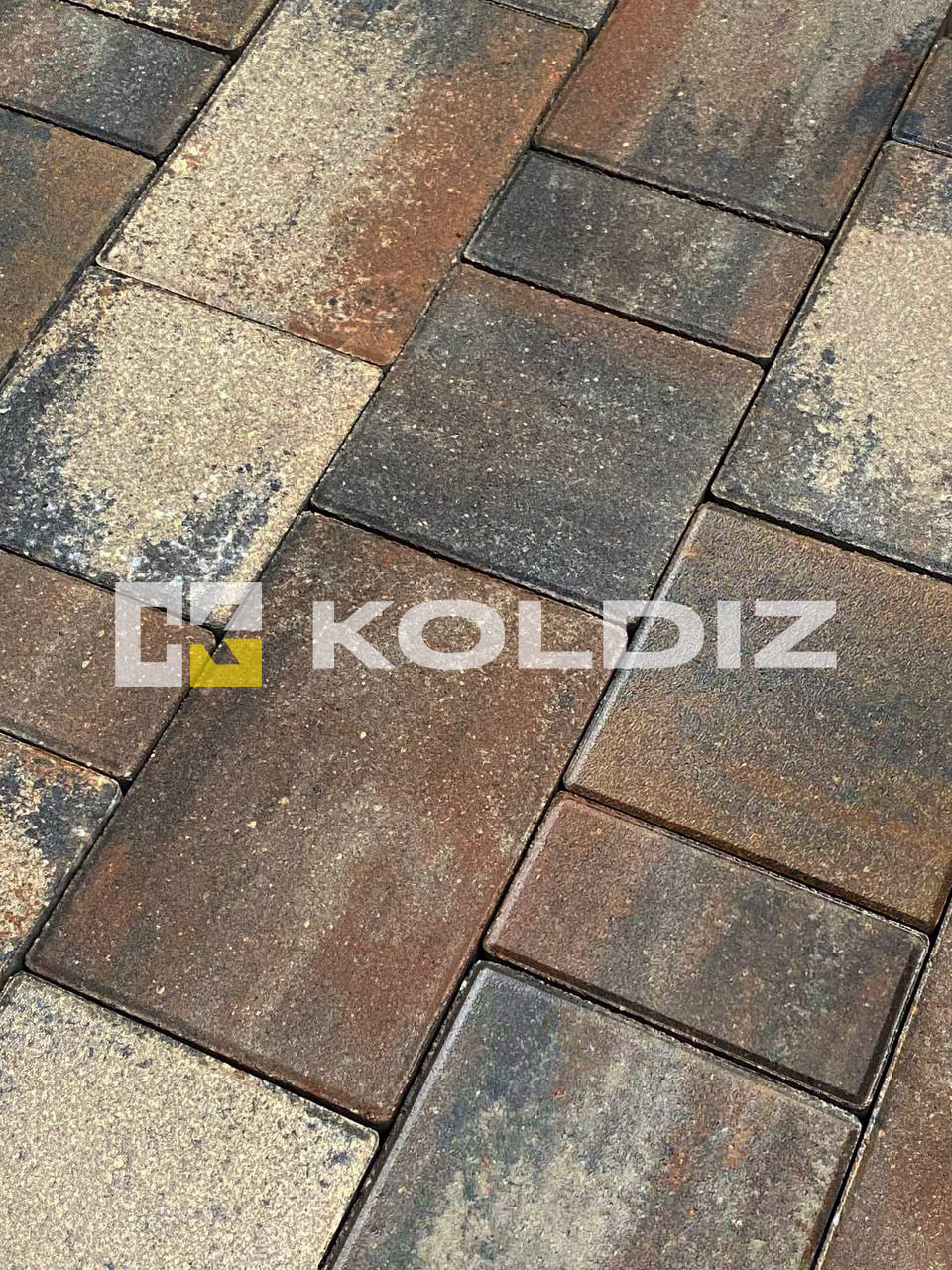  Тротуарная плитка Ривьера Красный оникс набор на м2  t=50